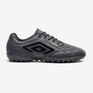 Chuteira Society Umbro Class Footballer [Cor: Preto - Tamanho: 39]